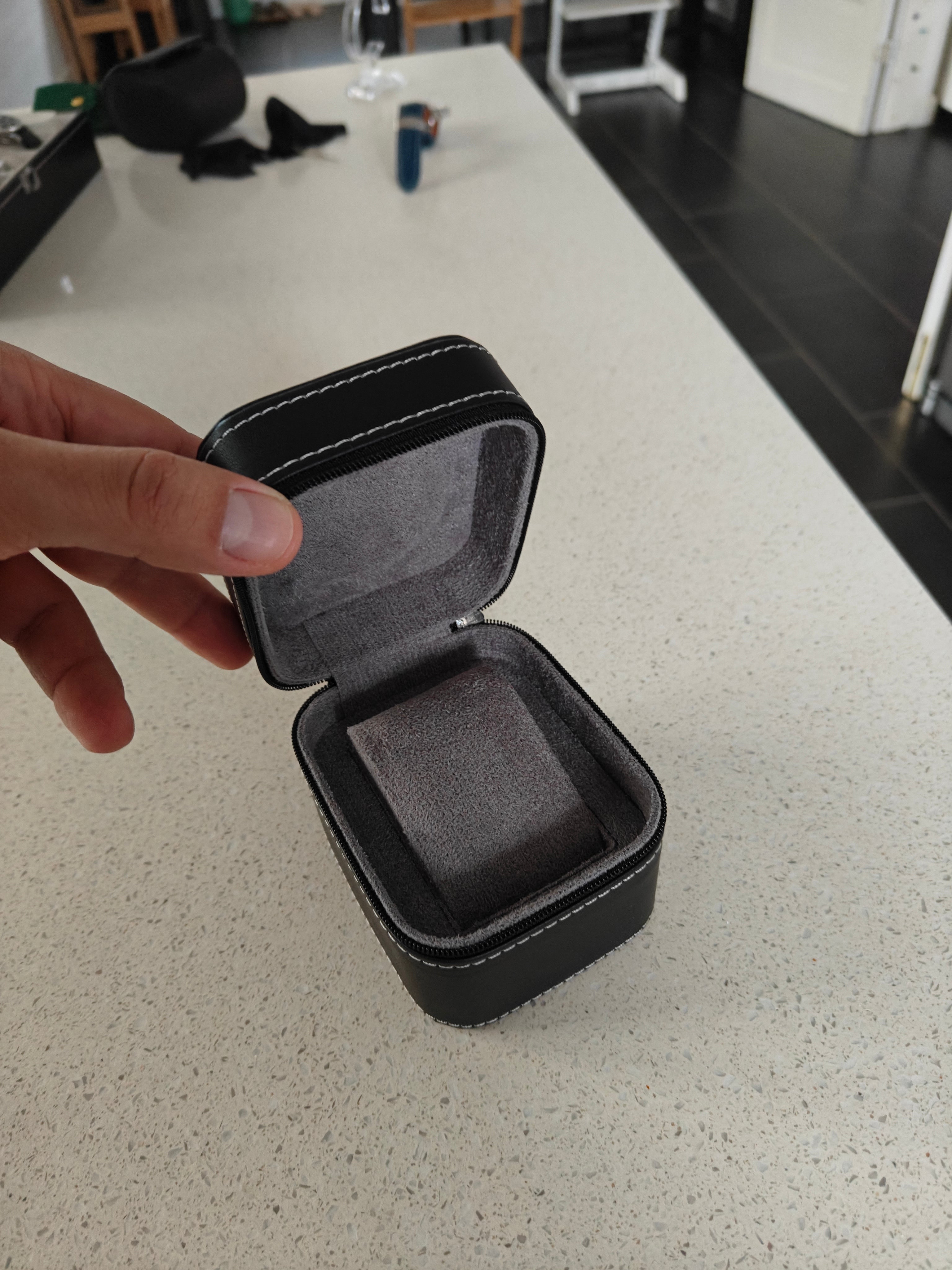 Modus Horas – Urboks med Lynlås