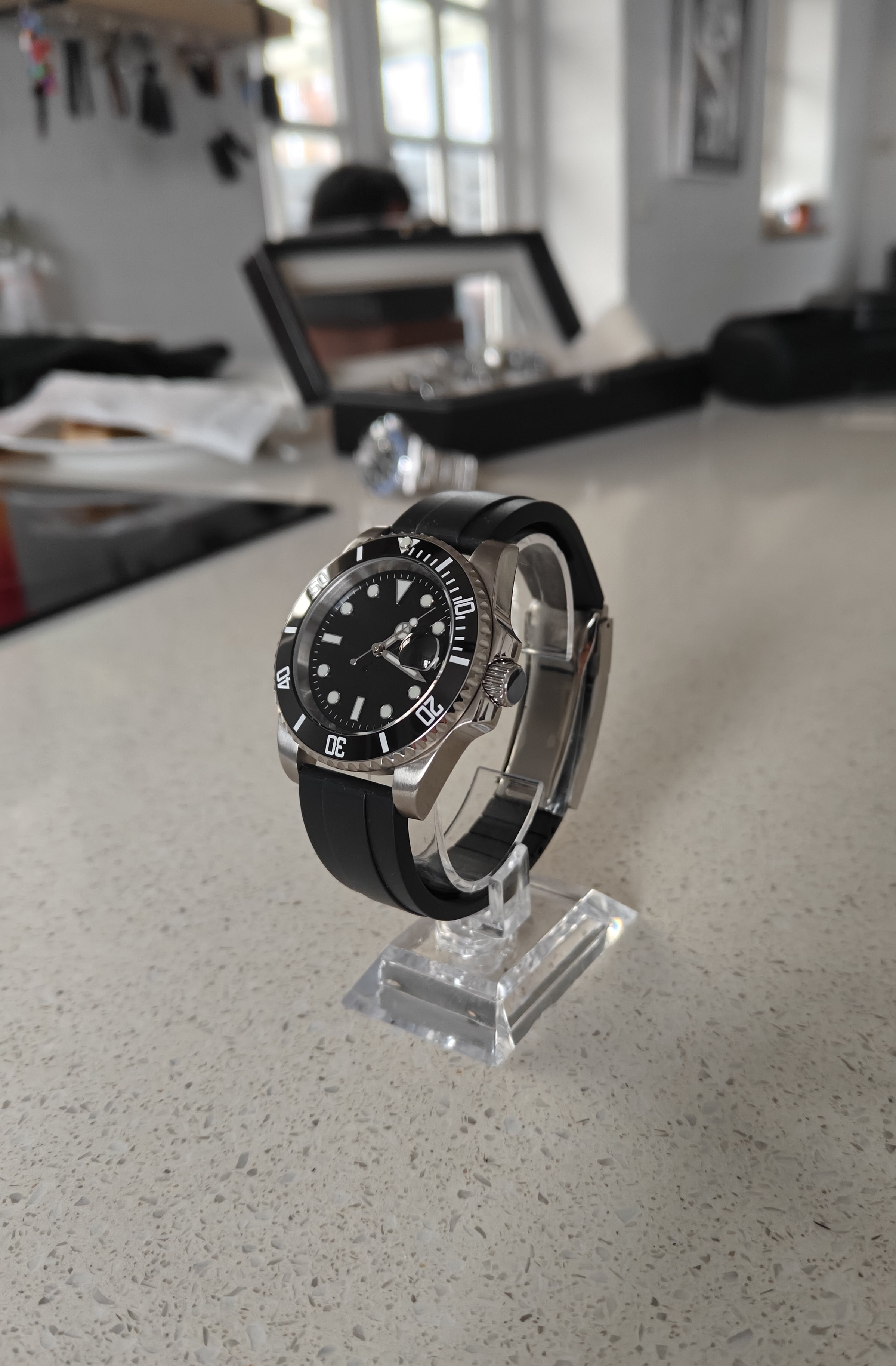 Sort Diver – Automatisk ur med hardlex & sort gummirem