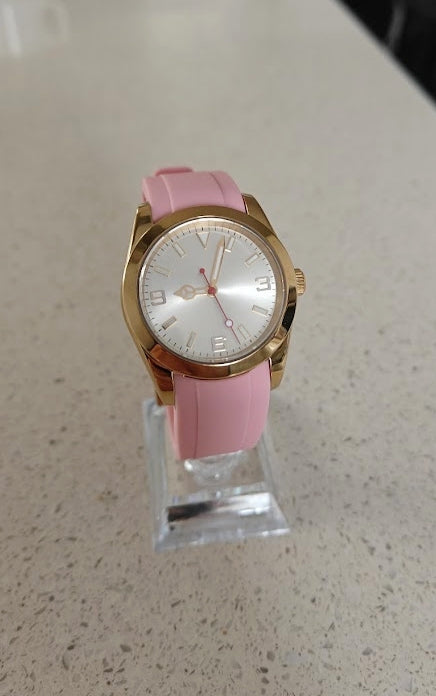 🌸 FERÁL Roseflare