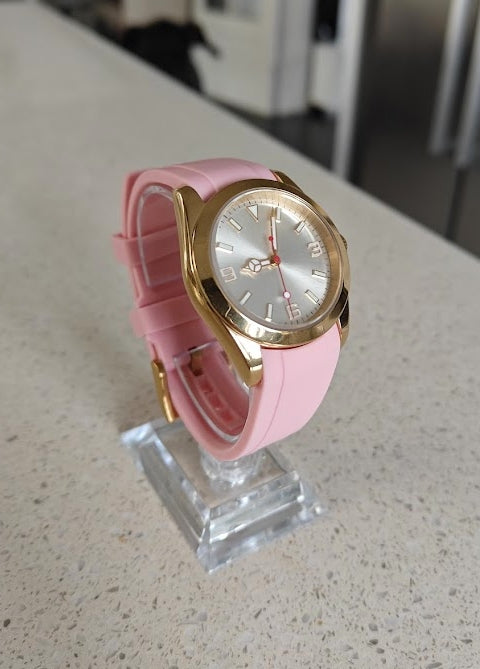 🌸 FERÁL Roseflare