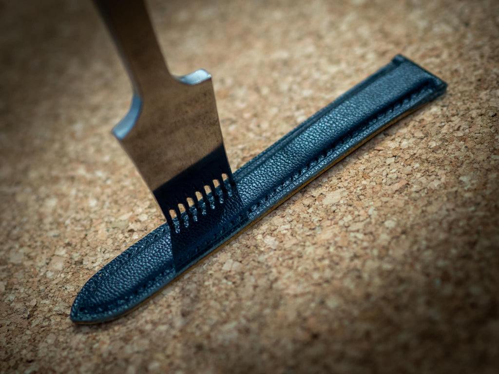 FERÁL GMT Gold Edition – Håndlavet Elegance